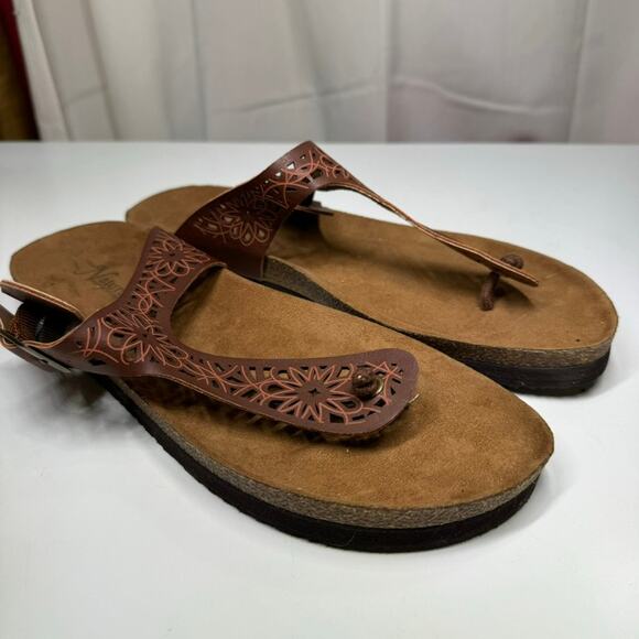 Natural Reflections Shoes - Natural Reflections Thong Sandals Women's Size 9 N71136B